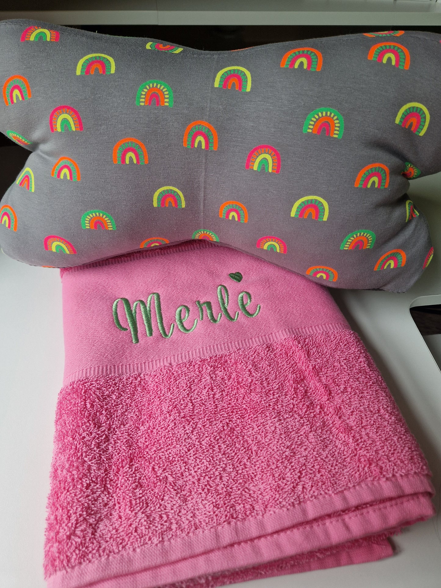 Geschenkset Relaxkissen + Duschtuch